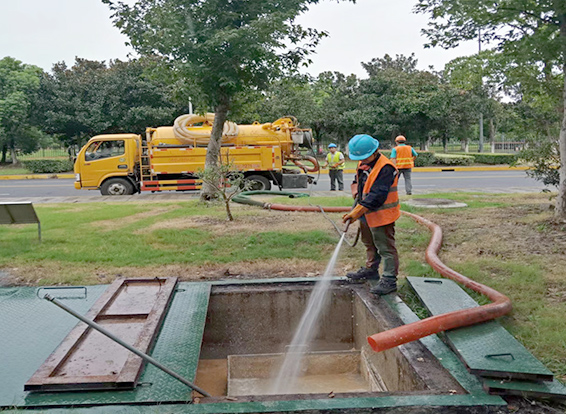 旺苍化油池清理